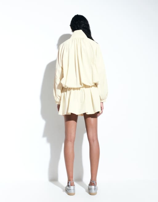 adidas Originals x ASOS Plissee-Skort in Buttermilch, 3 von 7
