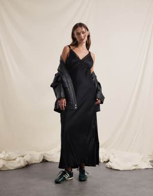 adidas Originals x ASOS - Robe en satin - Noir