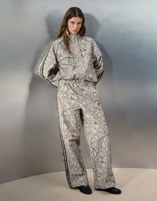 Snake Print 3