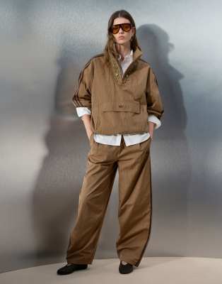 Oversized 3
