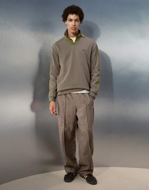 adidas Originals x ASOS Trainingshose aus Wollmix mit Fischgrätenmuster in Braun - view 1