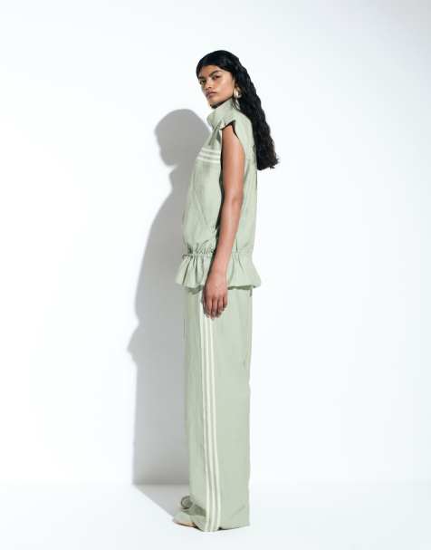 adidas Originals x ASOS wijde trackpants in sage - view 1