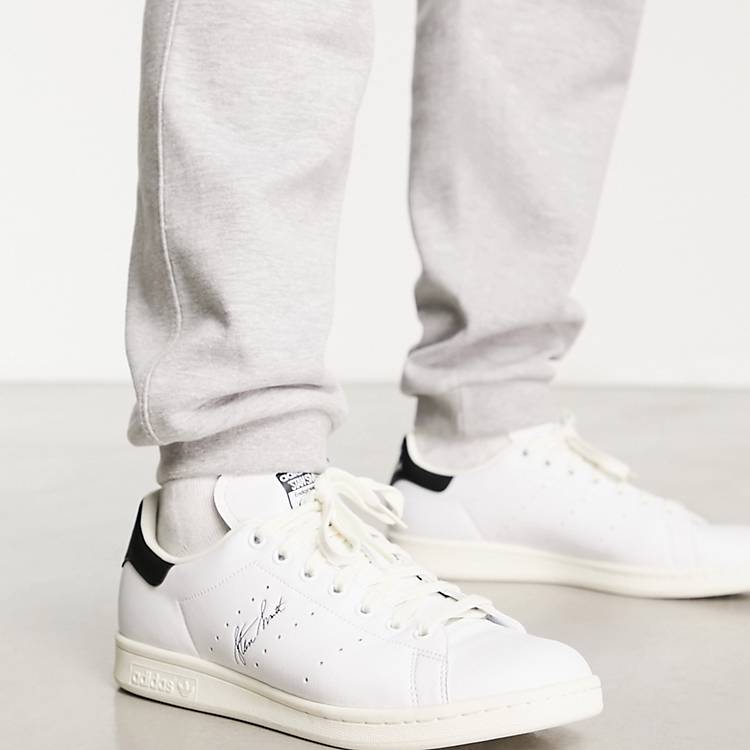 learn Sense of guilt Face up adidas Originals x Disney Kermit the Frog Stan Smith sneakers in white |  ASOS