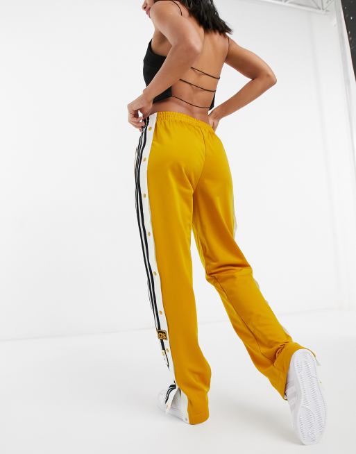 adidas Originals x Girls are Awesome Pantaloni con fondo ampio gialli ASOS