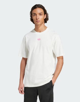 adidas Originals x Minecraft - T-Shirt in Wollweiß mit Grafik