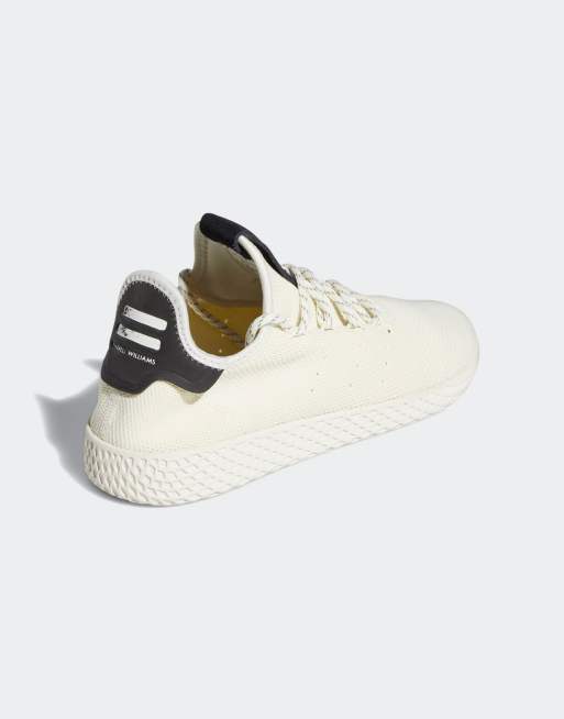 adidas Originals X Pharrell Williams Tennis HU Sneaker in WeiB mit marineblauem Fersendetail ASOS