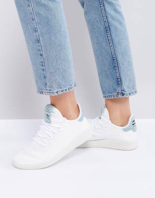 white pharrell williams trainers