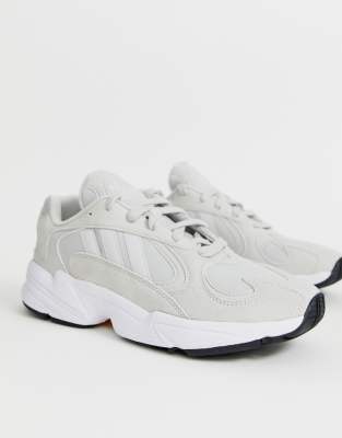 adidas yung 1 macchie di colore