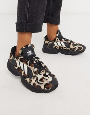 adidas yung 1 leopard
