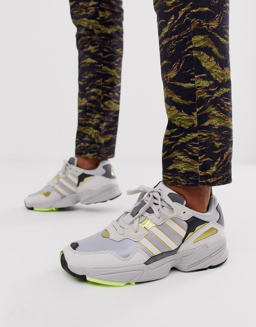 Adidas originals Yung-96 trainers in white