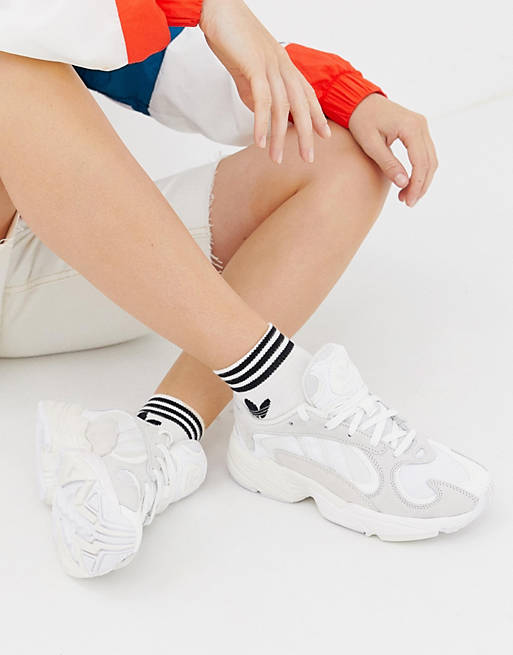 adidas Originals Yung'1 Trainers In Off White