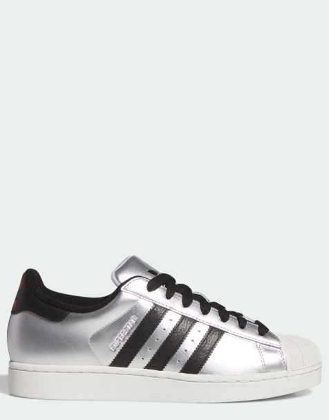 adidas Originals - zapatillas de deporte Superstar II en plateado metalizado y negro - view 1