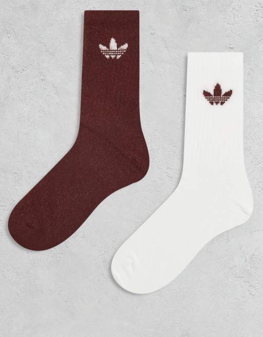 adidas Originals – Zestaw 2 par puszystych skarpetek do łydki w kolorach brązowym i białym z logo Trefoil