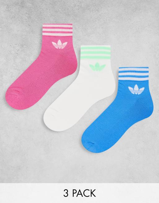 adidas Originals – Zestaw 3 par skarpetek do kostki z trzema paskami i logo trefoil w różnych kolorach