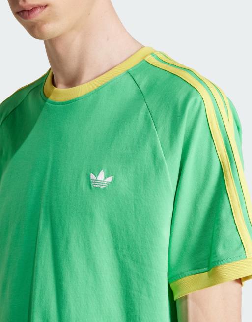 adidas Originals – Zielony T-shirt we wzór z monogramem