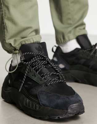 adidas Originals - ZX 22 Boost - Sneakers in drievoudig zwart | ASOS