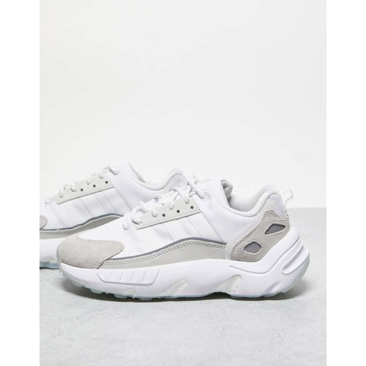 203412911-1-triplewhite?$