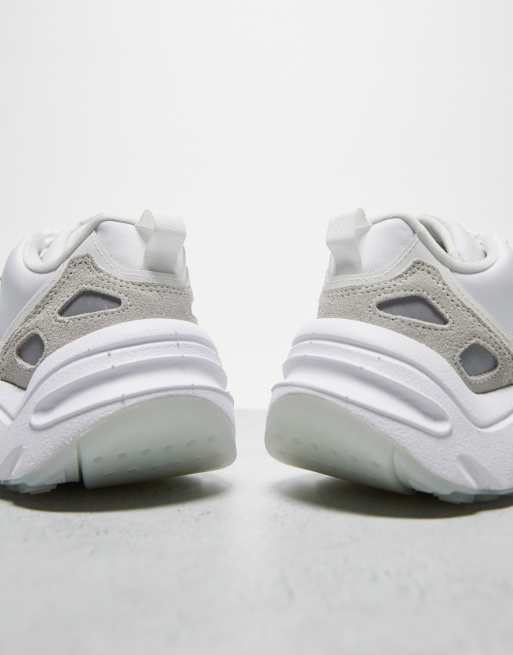 adidas Originals ZX 22 Boost trainers in triple white | ASOS