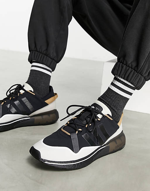 adidas Originals ZX 2K Boost Pure sneakers in black حبلة
