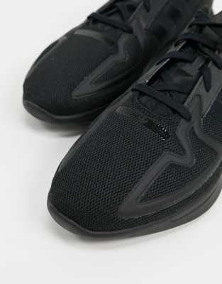 triple black flux adidas