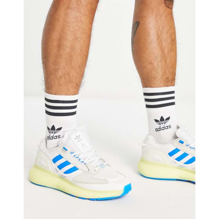 Adidas chino joggers 5k sale