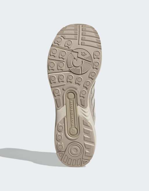 ssベージュ adidas Originals ZX 22 Boost sneakers in beige and silver | ASOS