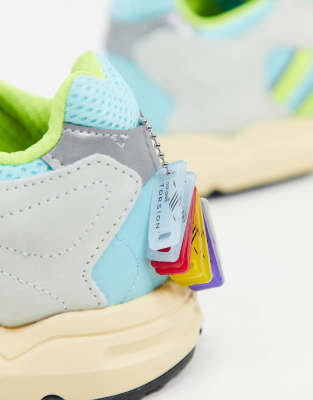 aqua brand sneakers