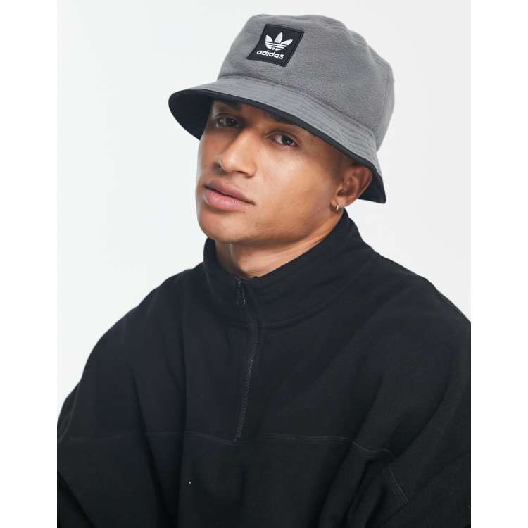 202959079-1-black?$n_750w$&wid