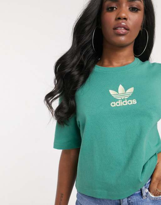 Adidas kurzes cheap t shirt