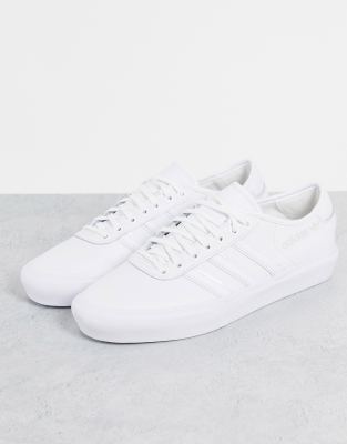 adidas Orignials delpala trainers in white