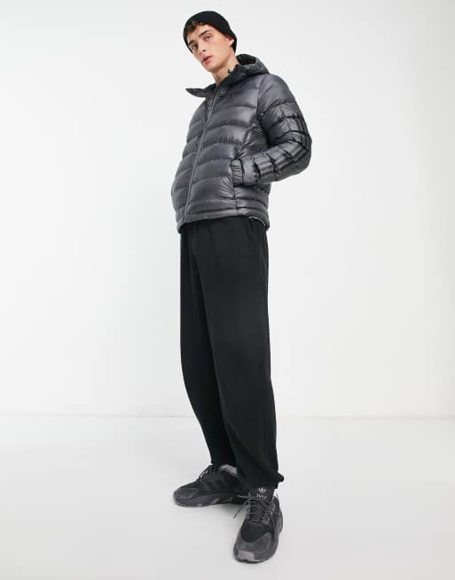 adidas Outdoor Badge of Sport 3 stripe puffer jacket in grey , 4 of 4