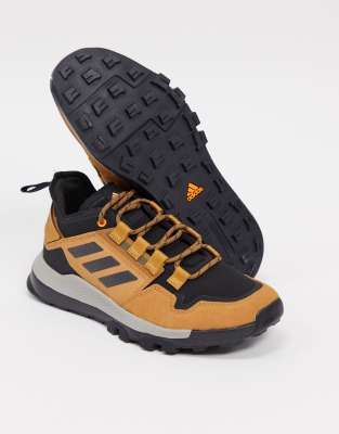 adidas urban hiker