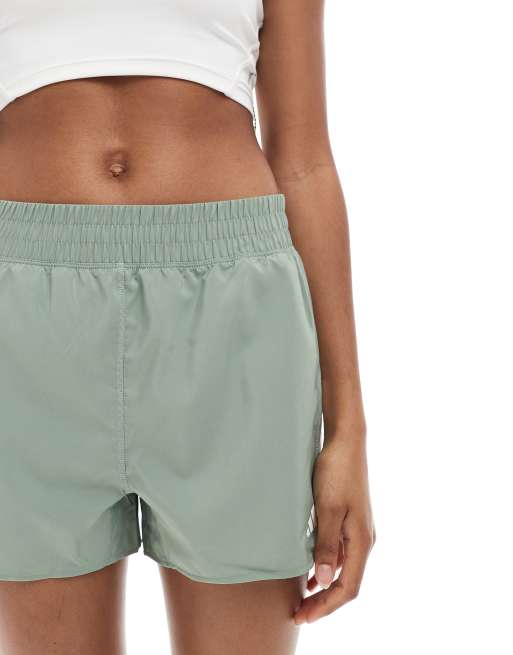 adidas – Own The Run – Lauf-Shorts in Grün und Silber, 3 von 5