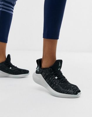Adidas – Parley – Alphabounce – Svarta sneakers