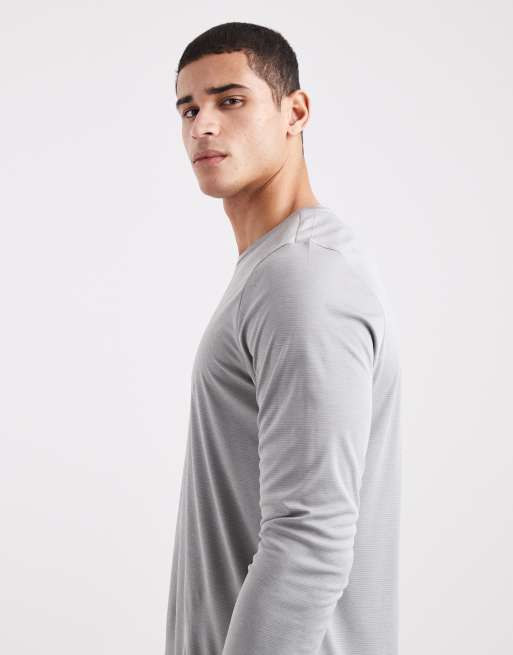 adidas Performance Adi365 running essentials longsleeve top in medium grey heather, 4 of 5