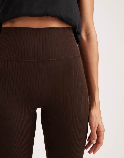 Adidas Performance - Adidas All Me - Kaffebrune ribstrikkede 7/8-leggings, 4 af 5