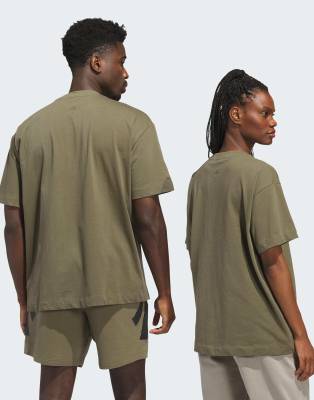 adidas Performance - adidas Basketball - Unisex-T-Shirt in Olive Strata-Grün