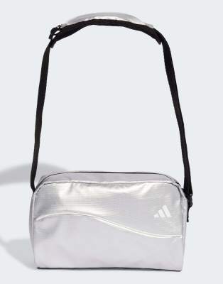 adidas Performance - adidas Glow - Kleine Reisetasche in Silber-Metallic/Weiß