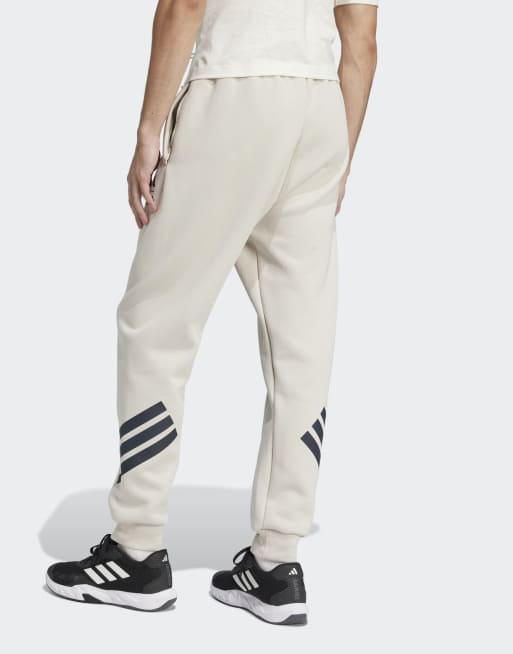 adidas Performance - Adidas Star wars - Beige sweatpants med 'The Mandalorian'-motiv, 5 af 5