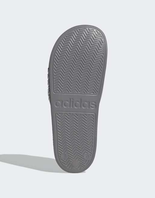adidas Performance – Adilette – Gröna och vita badtofflor, 2 av 3