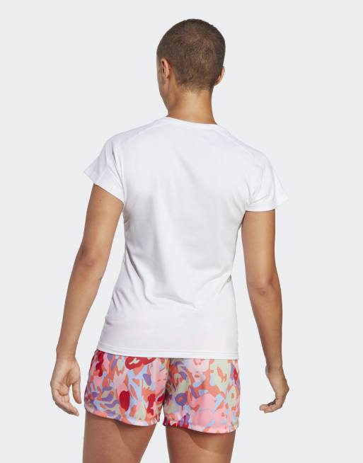adidas performance - Aeroready - Training Essentials - T-shirt met V-hals en minimalistisch logo in wit, 4 van 4