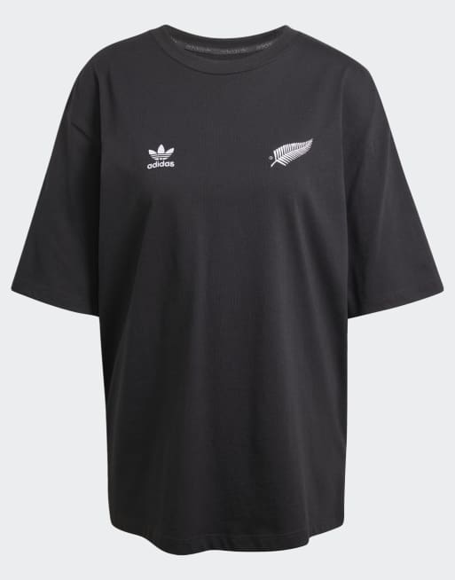 adidas Performance - All Blacks - Essentials - Sort boyfriend-T-shirt