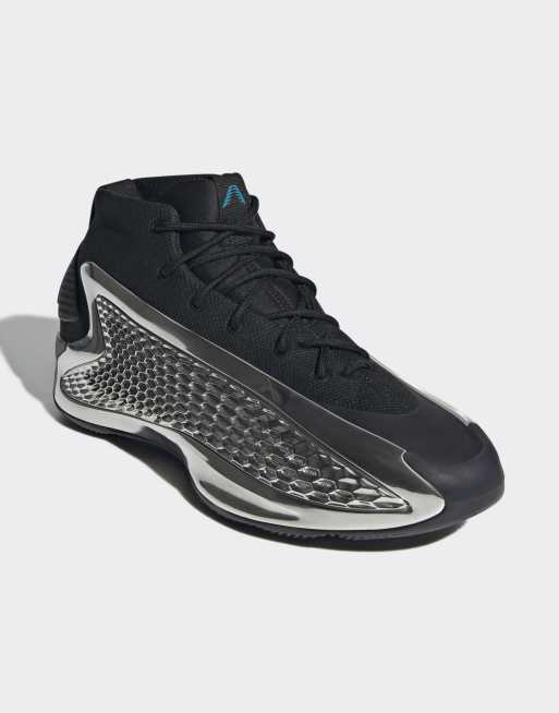 adidas Performance – Anthony Edwards 1 – Svart och silvermetalliska skor med låg sula, 3 av 4
