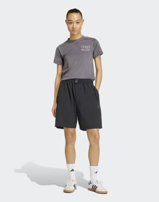 adidas Performance - Audi Audi Formel 1 Team Driver (Damenmannschaft) - Kurzärmliges Trikot in Grey Strata/Iron Metallic...