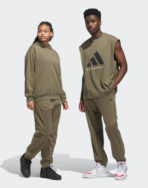 adidas Performance - Basketball - Joggers in pile color oliva strata