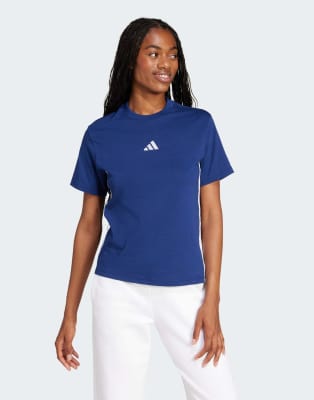 adidas Performance - Essentials - Baumwoll-T-Shirt in Dunkelblau / Weiß mit den 3 Streifen