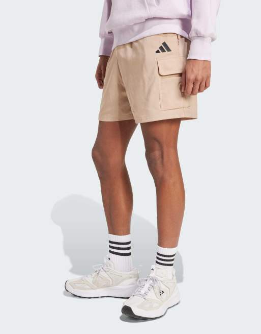 adidas Performance - Essentials - Chelsea - Short cargo à petit logo - Sable chaud et noir