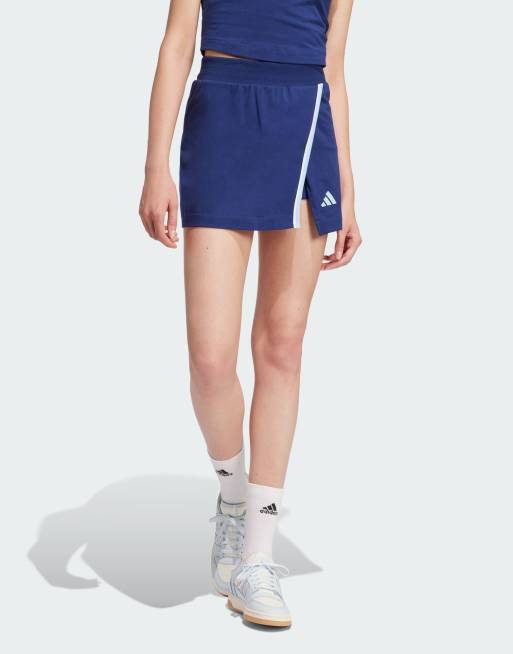 adidas Performance – Essentials – Color Pop – Baumwoll-Skort in Dunkelblau