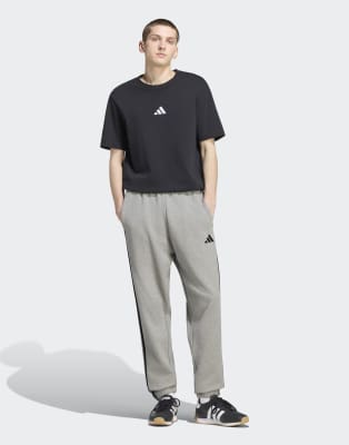 Adidas Uomo Pantaloni Essentials 3-Stripes French Terry Medium Grey Heather/White Da - Immagine 4