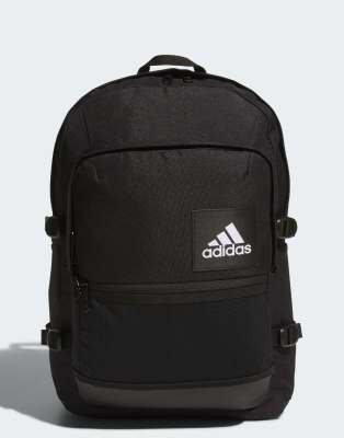 adidas Performance - Essentials - Rucksack in Schwarz mit mehreren Taschen